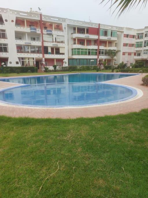 Appartement Avec Piscine Proche De La Plage モハメディア エクステリア 写真