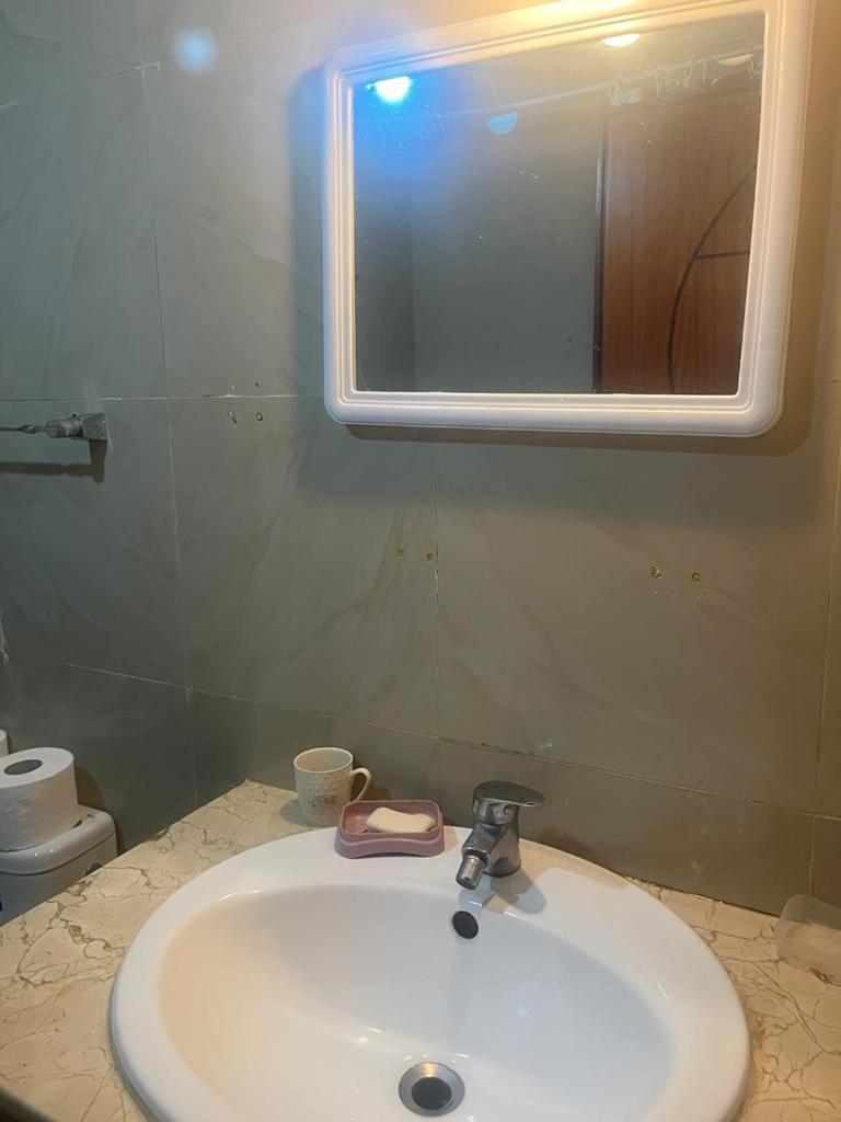 Appartement Avec Piscine Proche De La Plage モハメディア エクステリア 写真